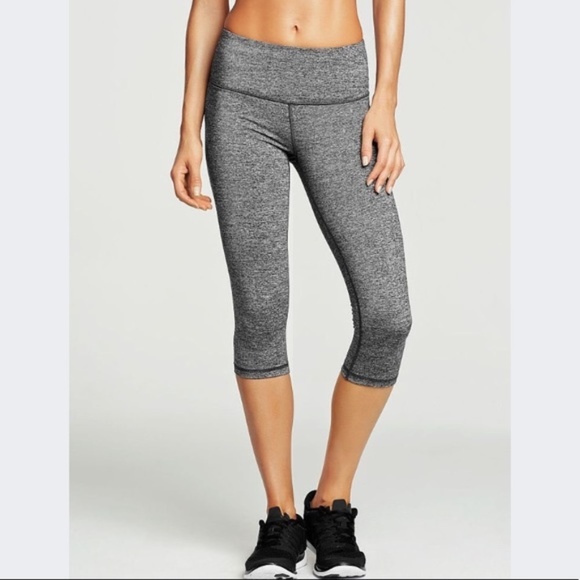 Victoria's Secret Crop Leggings